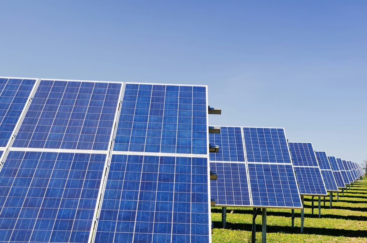 Photovoltaikmodule auf einem Wohnhausdach